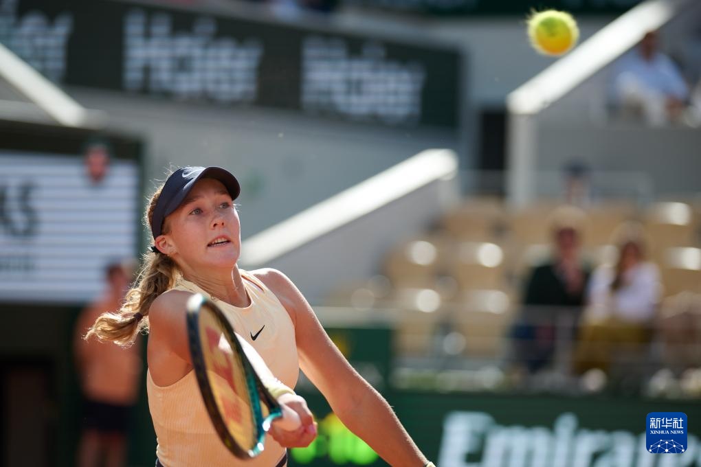 尽管米切尔 尽管米切尔