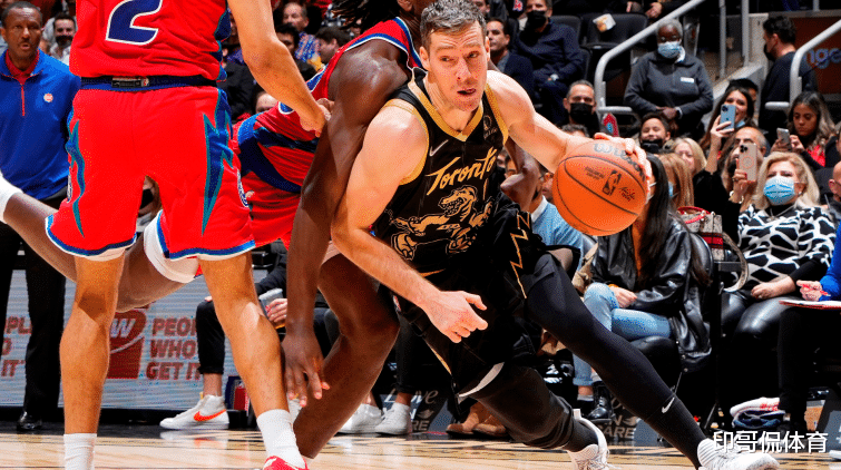 看似微调 看似微调