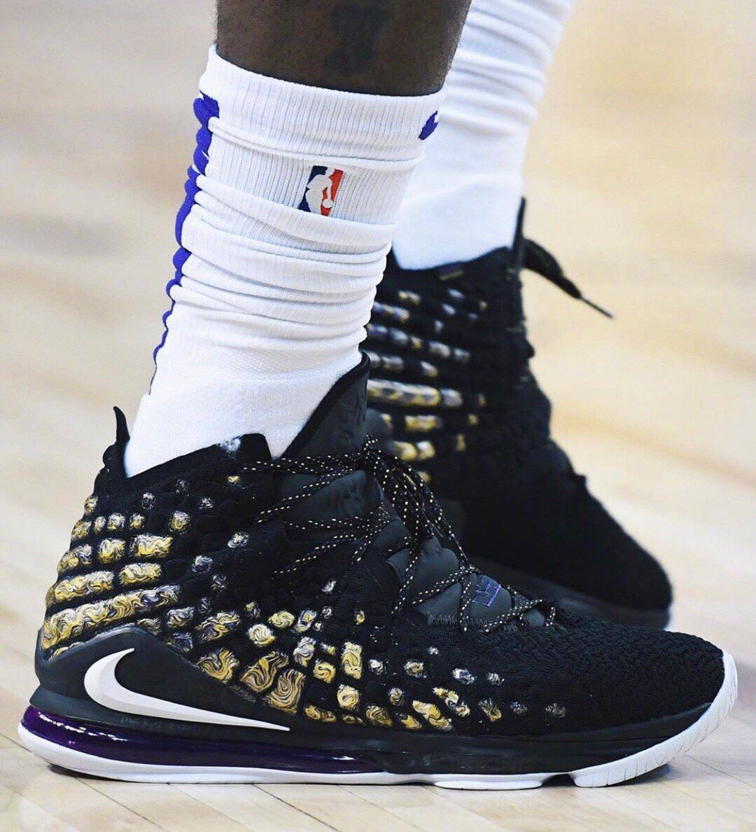 主赛道将是 主赛道将是